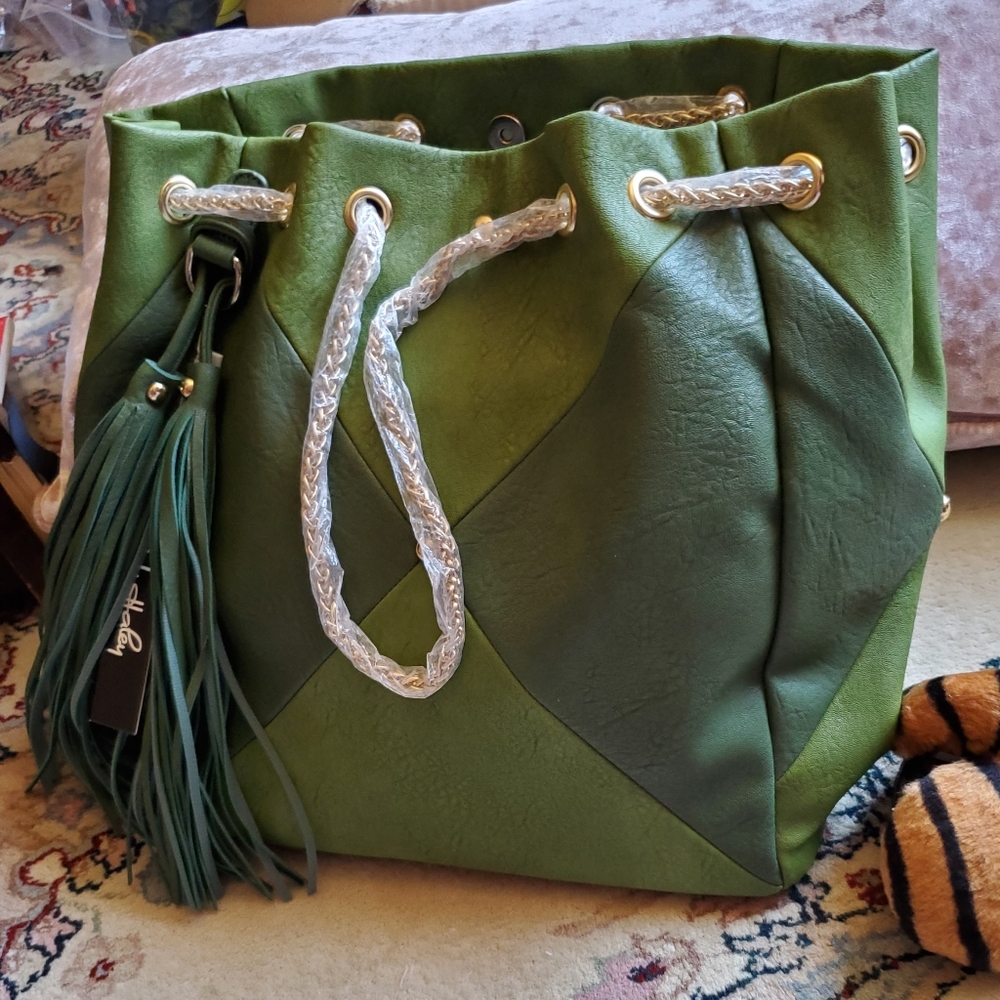 Pink Haley transforming tote &vegan friendly
